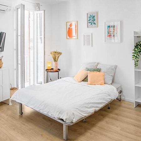 Appartement Le Chat Orange à Aubagne Extérieur photo