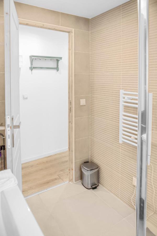 Appartement Le Chat Orange à Aubagne Extérieur photo